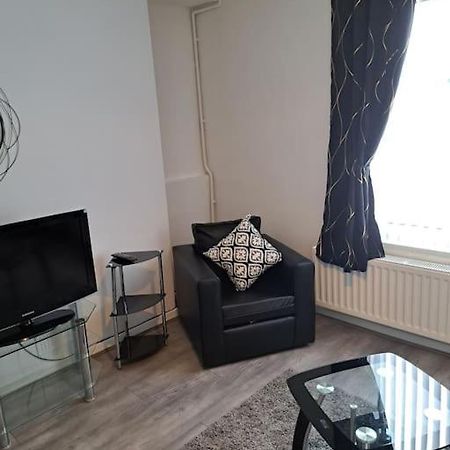 1 Bed Apart Dowlais Zewnętrze zdjęcie