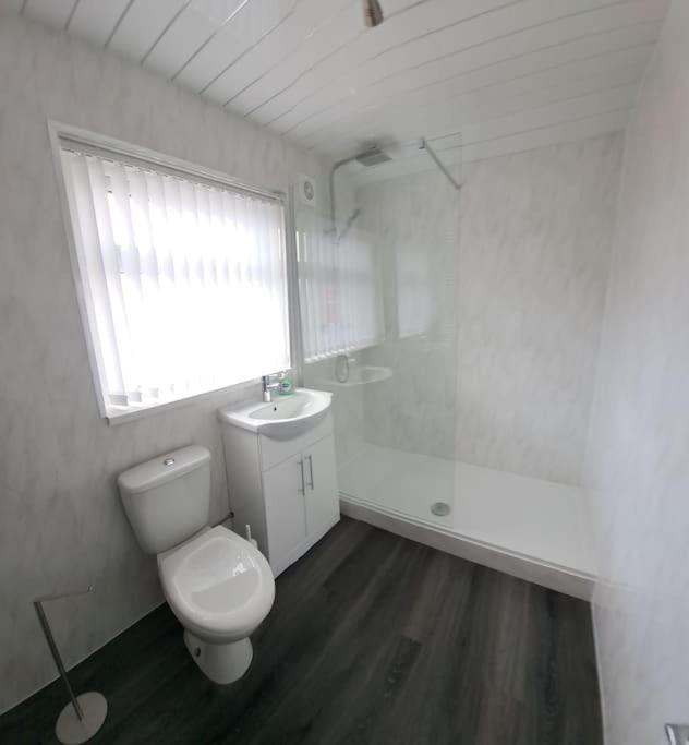 1 Bed Apart Dowlais Zewnętrze zdjęcie